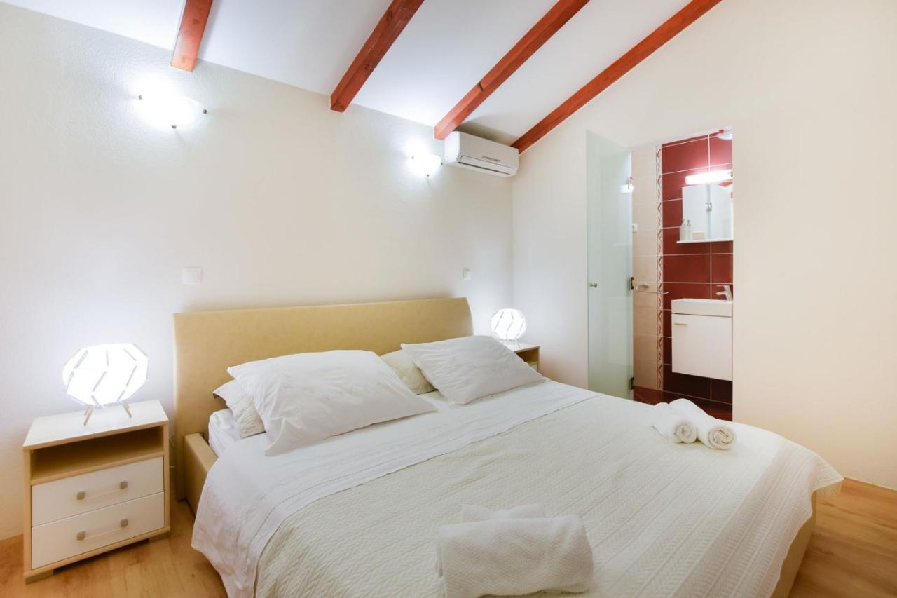 Villa Josip Near Omis , Private Pool Екстер'єр фото