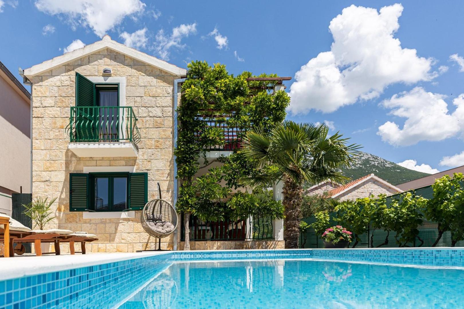 Villa Josip Near Omis , Private Pool Екстер'єр фото